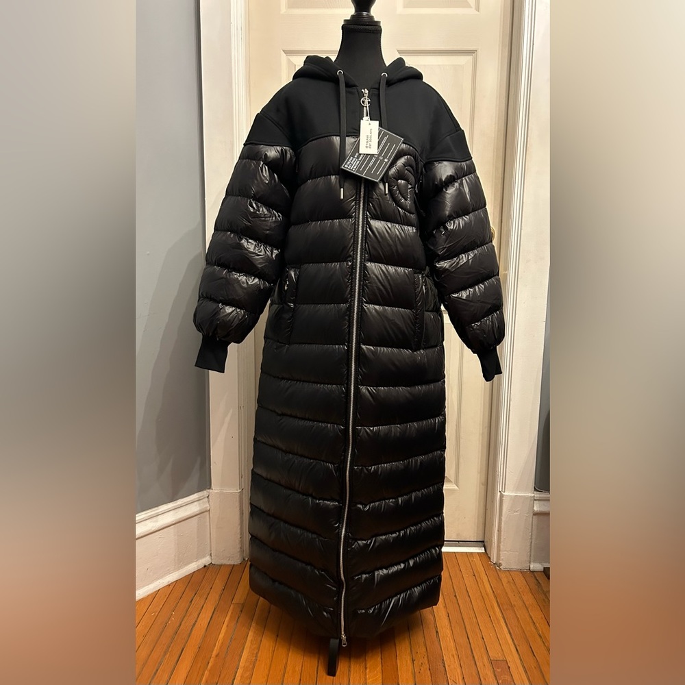 BNWT TELFAR x Moose Knuckles Black Puff Hoodie Coat, size unisex XS/S - Picture 5 of 9